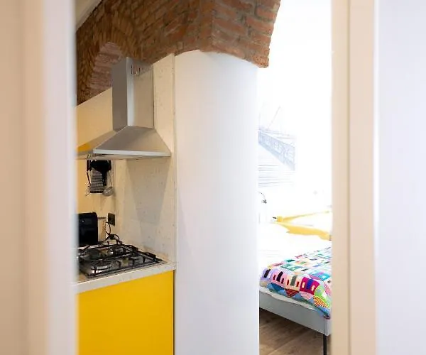 The Red Bricks - Tricolore San Babila Apartment Mailand